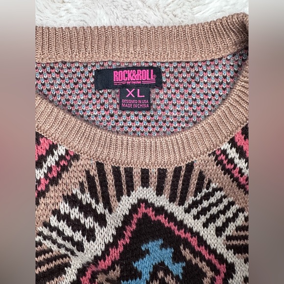 Rock & Roll Cowgirl Aztec Print Sweater XL - Picture 5 of 6